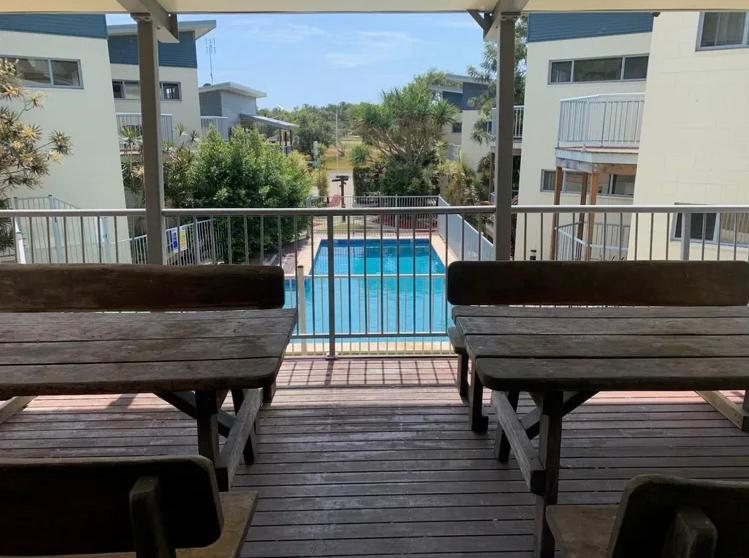 Emu Park Beach Resort Exterior photo