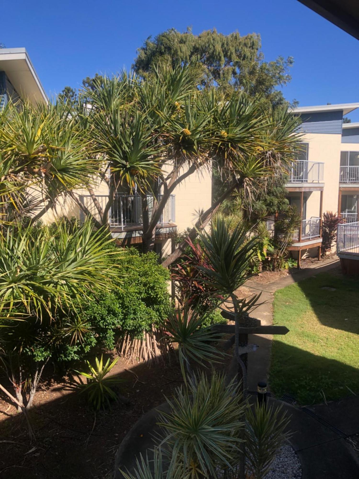 Emu Park Beach Resort Exterior photo